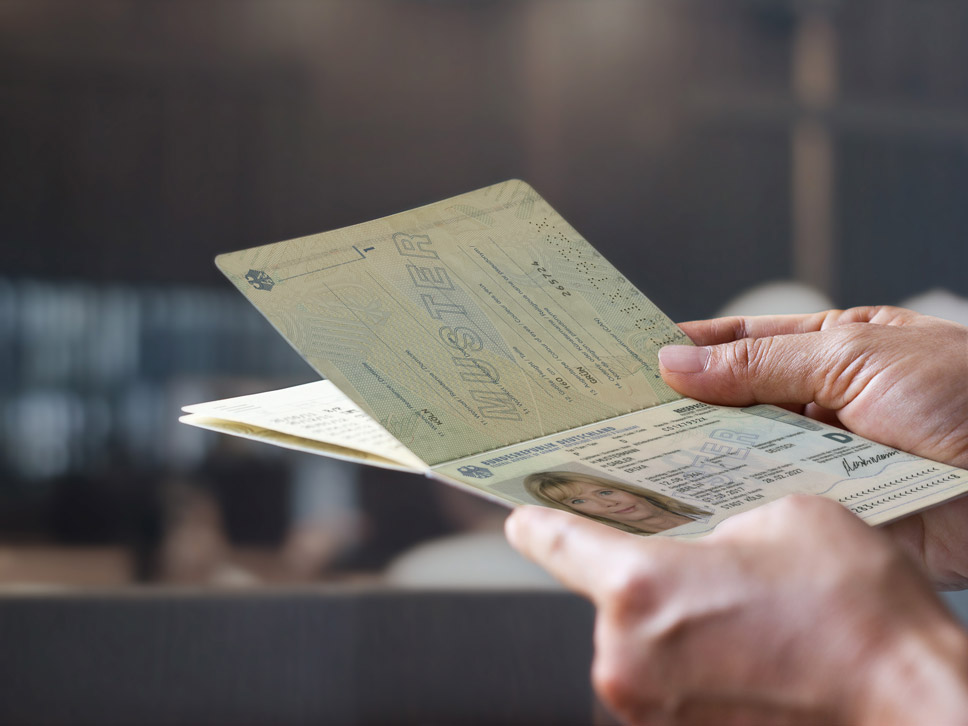 Keesing-Technology-Financial-ID-Check Identity Verification Financial Services. Checking Passport.